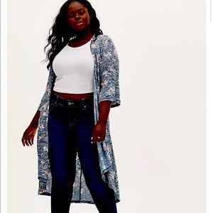 Torrid NAVY FLORAL HACCI HI-LO KIMONO NWOT
